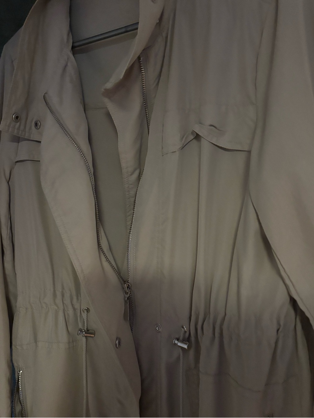 Max Cocos Women’s Beige Drawstring Waist Trench Coat size M - Picture 8 of 8